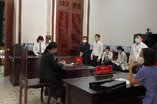 Giải quyết tranh chấp thương mại bằng Tòa án