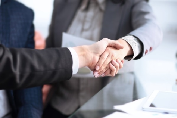 Luật sư tư vấn giải quyết tranh chấp nội bộ công ty