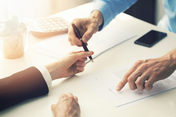 Tư vấn giải quyết tranh chấp hợp đồng môi giới thương mại