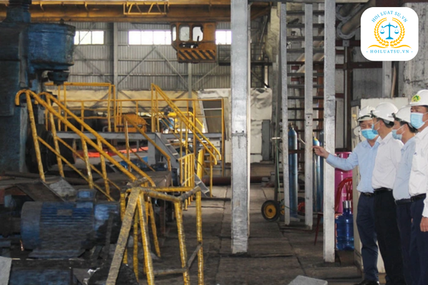 Cơ Chế Xử Phạt Các Nhóm Huấn Luyện An Toàn Lao Động 